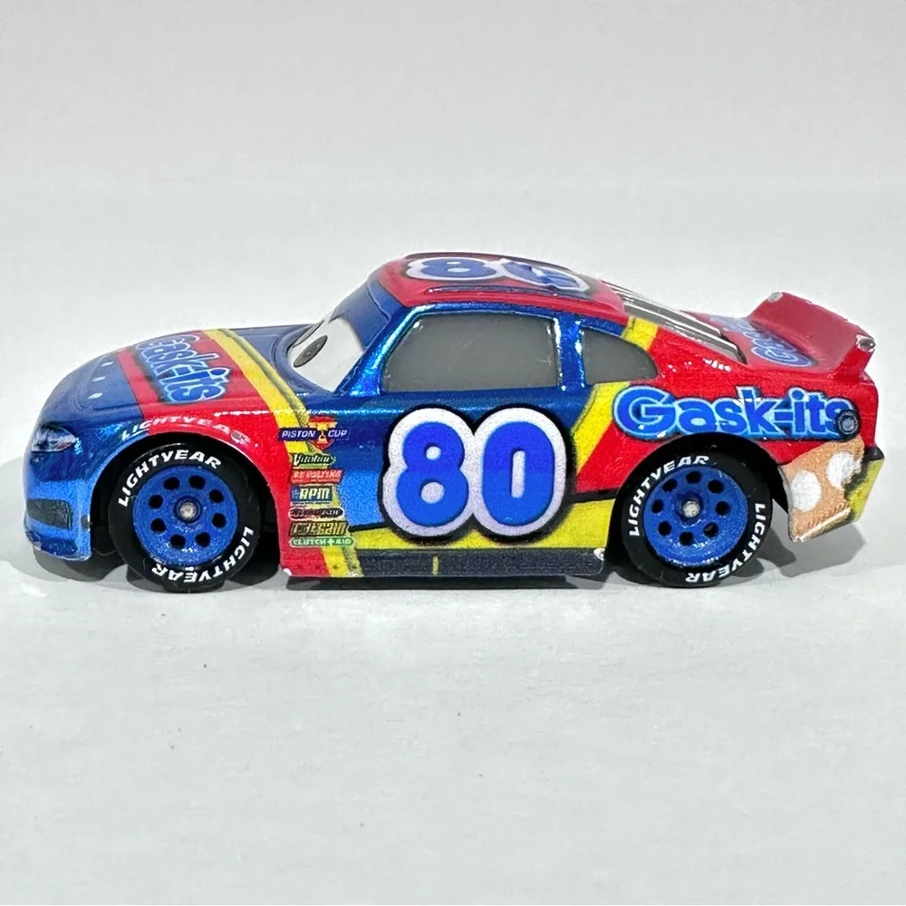 Disney Cars Metallic Rex Revler #80 Gask-its Scavenger Hunt Die-cast